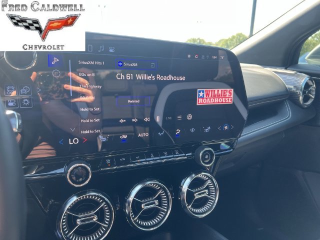 Used 2025 Chevrolet Blazer EV LT AWD/4WD image 19