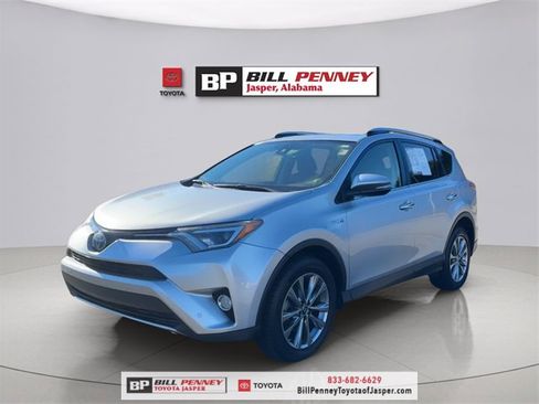 Used 2016 Toyota RAV4 Limited image 1