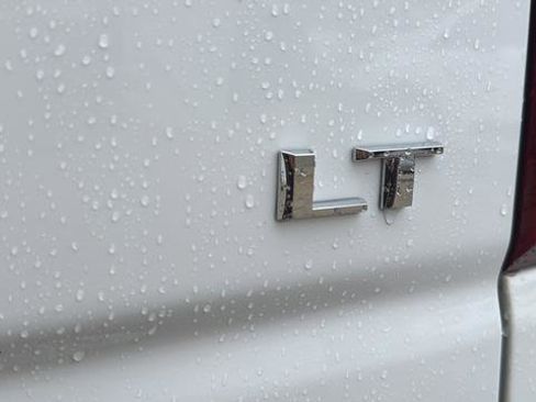 Used 2022 Chevrolet Silverado 1500 LT AWD/4WD image 44