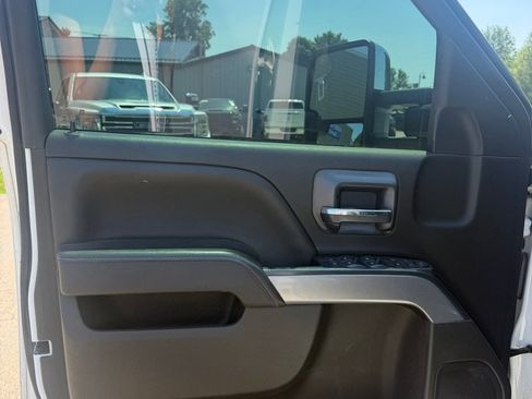 Used 2019 Chevrolet Silverado 2500 LT w/ Custom Sport Edition AWD/4WD image 13