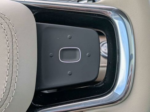 Used 2025 Lincoln Nautilus Reserve image 27