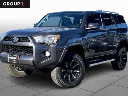 Used 2014 Toyota 4Runner SR5 image 1