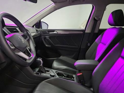 Used 2024 Volkswagen Tiguan Wolfsburg Edition image 9