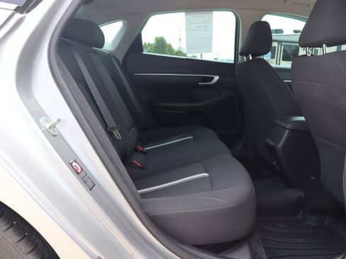 Used 2022 Hyundai Sonata SEL FWD image 11