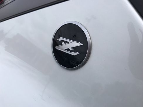 Used 2024 Nissan Z NISMO w/ Floor Mat Package image 28