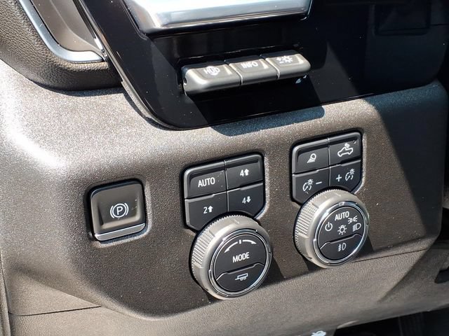 Used 2024 Chevrolet Silverado 2500 High Country w/ Technology Package AWD/4WD image 25