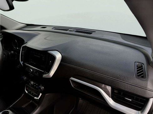 Used 2022 GMC Terrain SLE w/ Driver Convenience Package FWD image 68