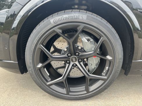 Used 2025 Audi RS Q8 performance AWD/4WD image 13