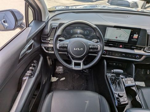 Used 2023 Kia Sportage EX FWD image 17