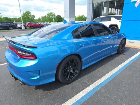 Used 2019 Dodge Charger Scat Pack RWD image 4