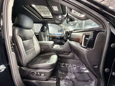 Used 2024 GMC Sierra 2500 Denali w/ Denali Reserve Package image 28