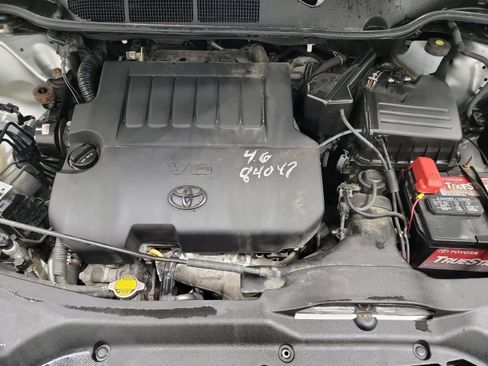 Used 2015 Toyota Venza XLE image 24