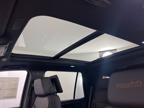 New 2026 Chevrolet Tahoe High Country image 35