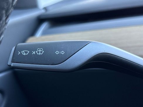 Used 2020 Tesla Model 3 Performance image 30