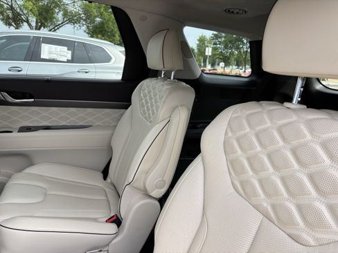 Used 2020 Hyundai Palisade Limited FWD image 33