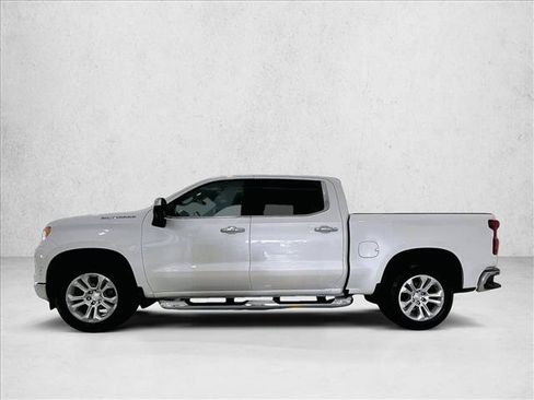 Used 2022 Chevrolet Silverado 1500 LTZ RWD image 6
