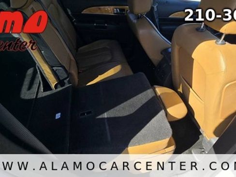 Used 2012 Lincoln MKX FWD image 22