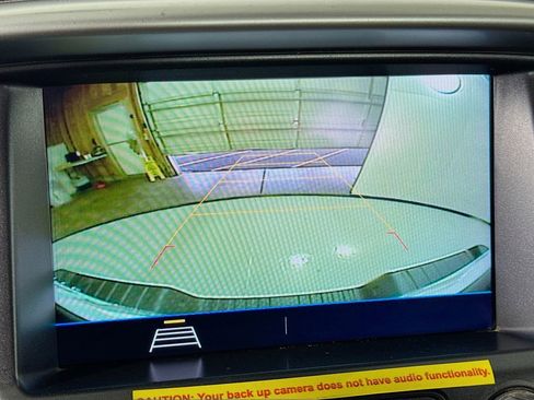 Used 2022 Chevrolet Colorado LT w/ Fleet Safety Package image 19