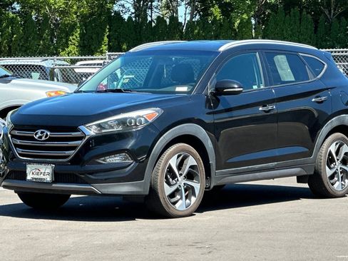 Used 2016 Hyundai Tucson Limited AWD/4WD image 8