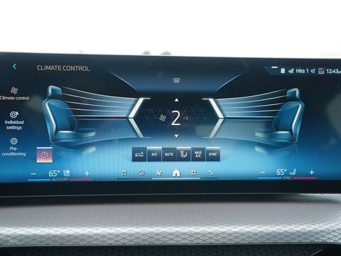 New 2026 BMW 330i Sedan w/ M Sport Package image 17