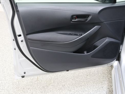 Used 2026 Toyota Corolla LE image 12