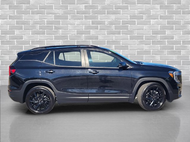 Certified 2024 GMC Terrain SLE w/ Driver Convenience Package FWD image 4