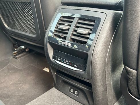 Used 2024 BMW X3 sDrive30i RWD image 37