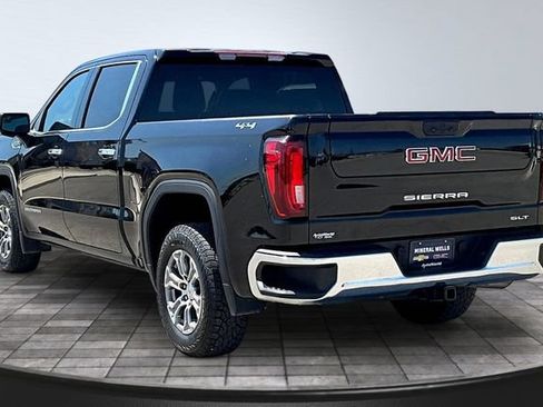 Used 2025 GMC Sierra 1500 SLT AWD/4WD image 5