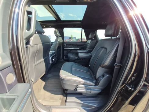 Used 2023 Ford Expedition Max Platinum AWD/4WD image 14