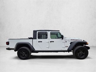 Used 2023 Jeep Gladiator Mojave w/ Cold Weather Group AWD/4WD video 4