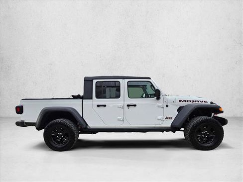 Used 2023 Jeep Gladiator Mojave w/ Cold Weather Group AWD/4WD image 4