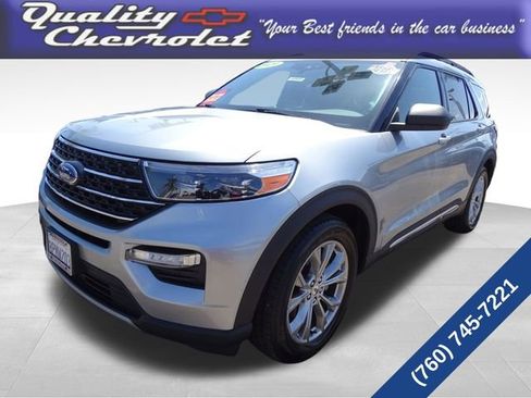Used 2020 Ford Explorer XLT w/ Equipment Group 202A RWD image 1