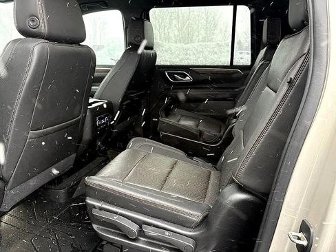 Used 2021 Chevrolet Suburban High Country w/ Max Trailering Package image 9