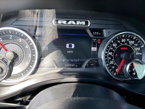 Used 2023 RAM 1500 Big Horn AWD/4WD image 14