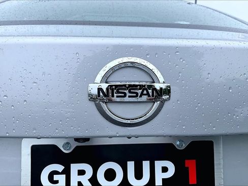 Used 2022 Nissan Sentra SV FWD image 30