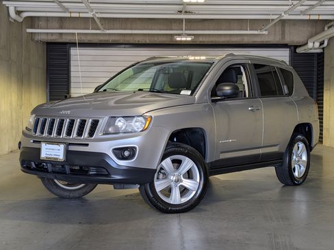 Used 2016 Jeep Compass Sport w/ Power Value Group AWD/4WD image 1