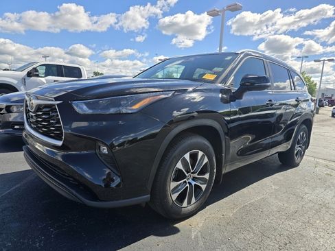 Used 2026 Toyota Highlander XLE AWD/4WD image 7