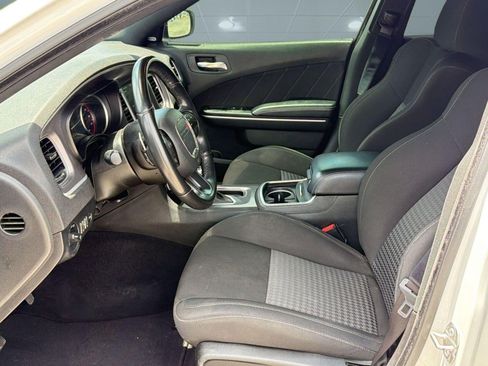 Used 2022 Dodge Charger GT RWD image 5