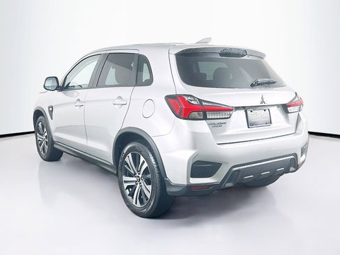 Used 2025 Mitsubishi Outlander Sport ES image 5