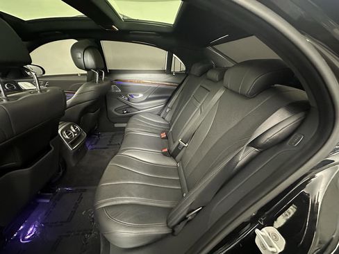 Used 2016 Mercedes-Benz S 550 4MATIC Sedan image 29