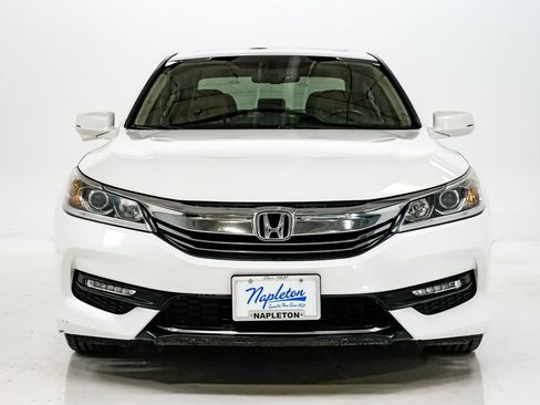 Used 2017 Honda Accord EX-L image 4