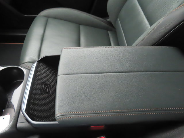 New 2026 GMC Terrain AT4 w/ Convenience Package III AWD/4WD image 39