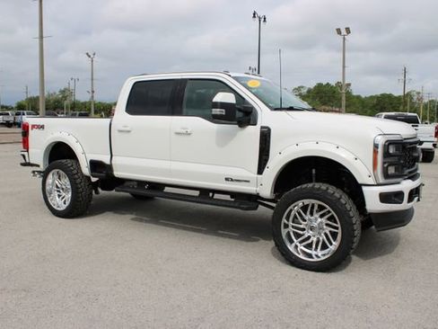 Used 2023 Ford F250 Lariat w/ Lariat Ultimate Package AWD/4WD image 15