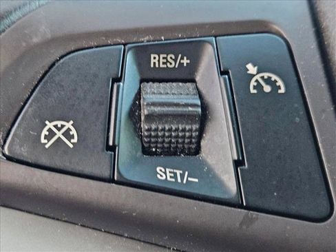 Used 2016 Chevrolet Cruze LTZ w/ Enhanced Safety Package image 16