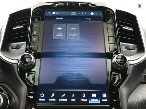 Used 2022 RAM 1500 Big Horn AWD/4WD image 35