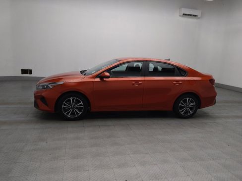 Used 2023 Kia Forte LXS image 2
