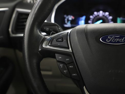 Used 2017 Ford Edge Titanium w/ Equipment Group 302A image 26