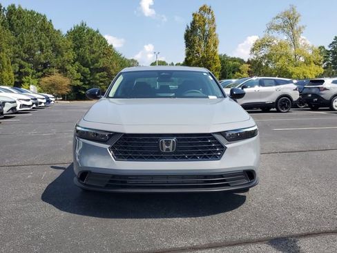 New 2025 Honda Accord SE image 2