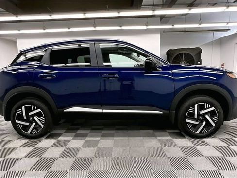 New 2026 Nissan Kicks SV w/ SV Premium Package FWD image 19