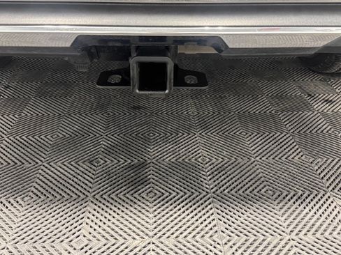 Used 2018 Mercedes-Benz GLS 450 4MATIC image 8